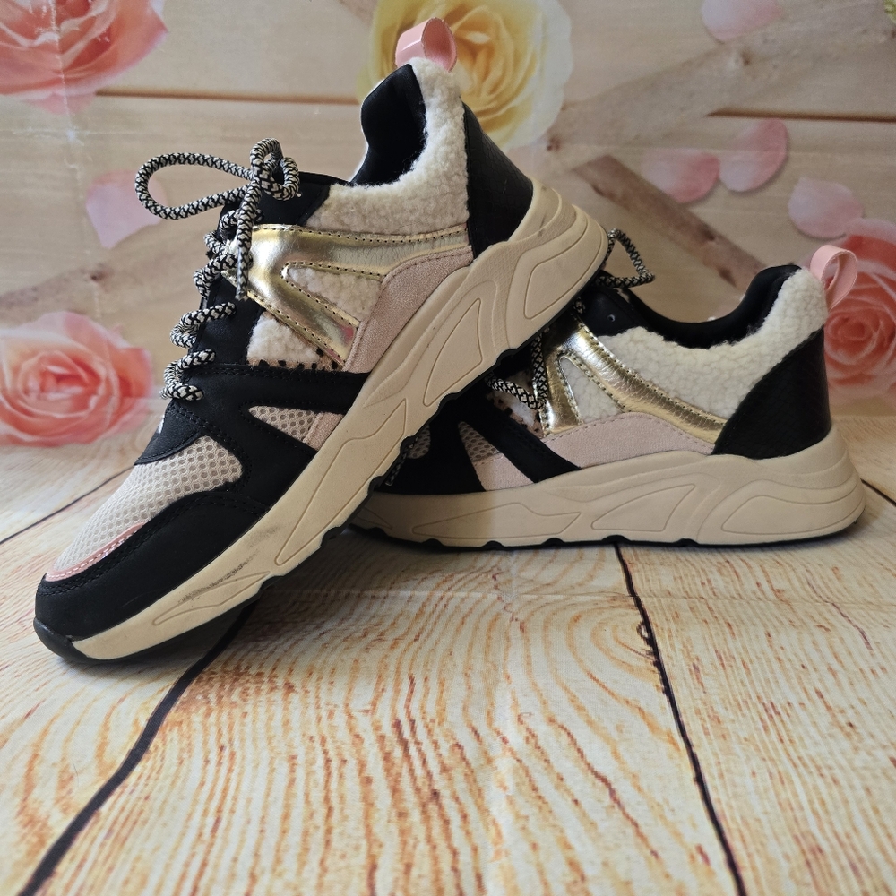 Posh by Poleman sneakers